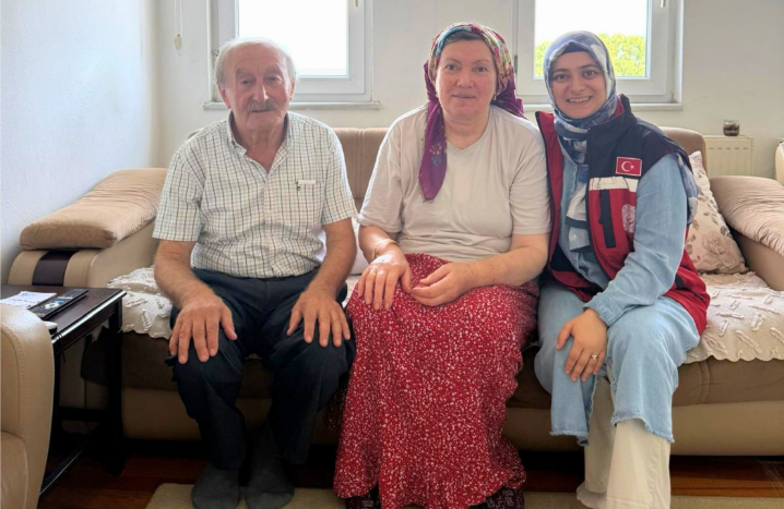 Gazilerimiz Mehmet Çalış Ve Nuri Zihni Hanelerinde Ziyaret Edildi.