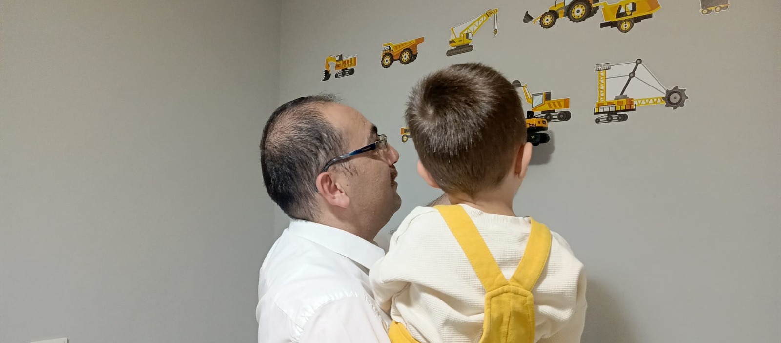 İl Müdürümüz Cüneyd ÖZDEMİR Koruyucu Ailemizi Ziyaret Etti