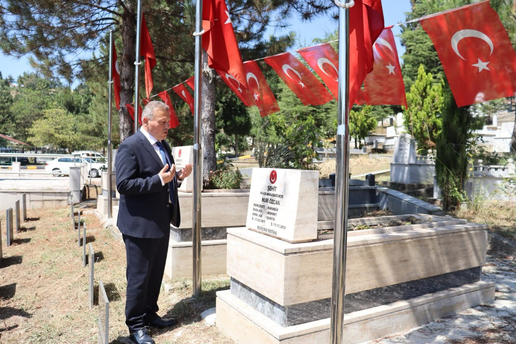 Aziz Şehitlerimize Vefa 
