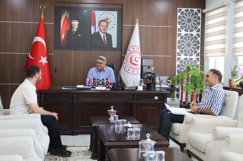 Pazartesi Günleri Çalışma Arkadaşlarımızı Dinliyoruz