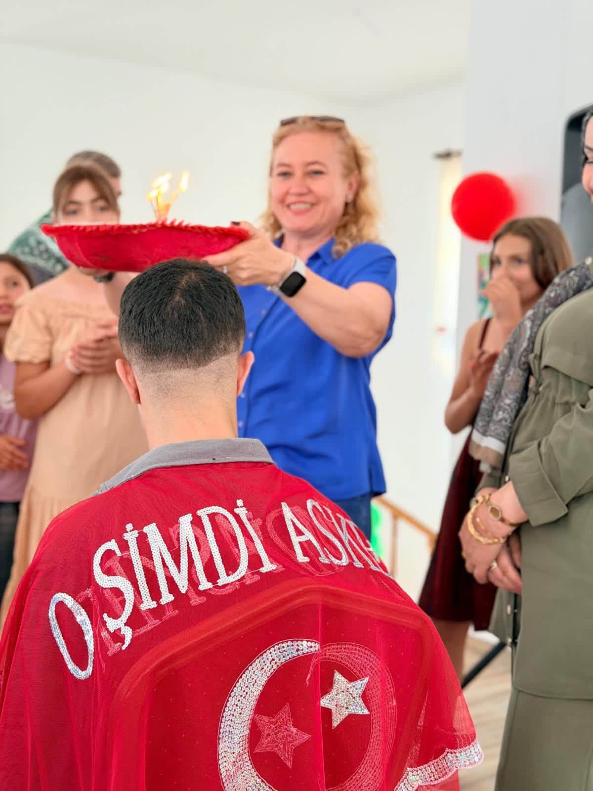 “Vatan Sevgisi Engel Tanımaz” Projesi Kapsamında Temsili Asker Kınası Programı Düzenlendi.
