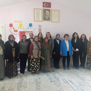 Aile Eğitim Programı Kapsamında “Aile İçi İletişim” Eğitimi Düzenlendi - fotoğraf 2
