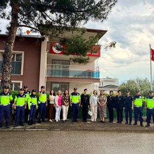 Denizli 0-6 Yaş Çocuk Evleri Sitesi Müdürlüğüne Anlamlı Ziyaret Gerçekleştirildi - fotoğraf 4