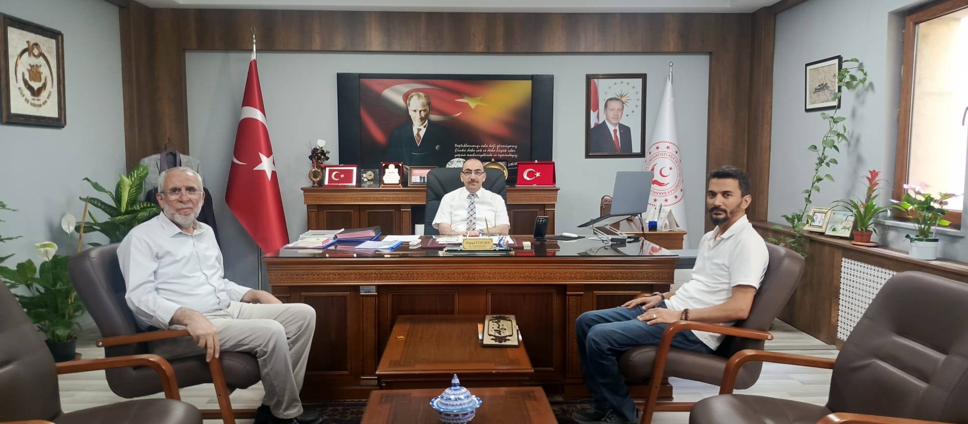 Enderun Eğitim Vakfı'ndan İl Müdürümüz Cüneyd Özdemir 'e Hayırlı Olsun Ziyareti