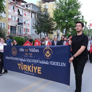 15 Mayıs Aile Günü Kapsamında Farkındalık Yürüyüşü Gerçekleştirildi - fotoğraf 1