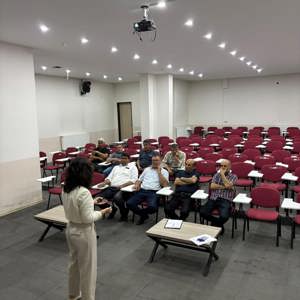 Tavas, Kale ve Beyağaç İlçelerinde Muhtarlara Yönelik Sosyal Risk Haritaları ve Aile Rehberi Sistemi Bilgilendirme Toplantısı Gerçekleştirildi - fotoğraf 3