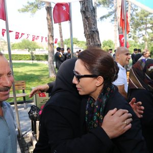15 Temmuz Demokrasi ve Millî Birlik Günü Kapsamında Polis Şehitliği’nde Anma Programı Düzenlendi - fotoğraf 2