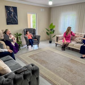 “Aile ve Nüfus On Yılı” Vizyonu Kapsamında GARİPGAZİOĞLU Ailesine Anlamlı Ziyaret - fotoğraf 1