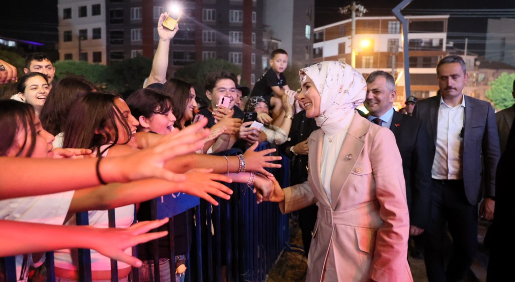 Aile ve Sosyal Hizmetler Bakanımız Göktaş "19. Emirdağ Gurbetçi Festivali"ne katıldı