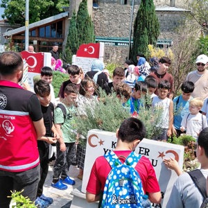 Şehitlerimiz Kabirleri Başında Anıldı - fotoğraf 4