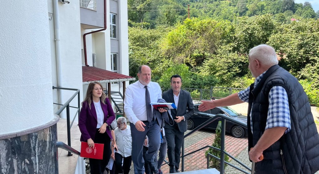 İl Müdürümüz Sayın Hamdi ÖZDER, Fındıklı Huzurevi'ni Ziyaret Etti