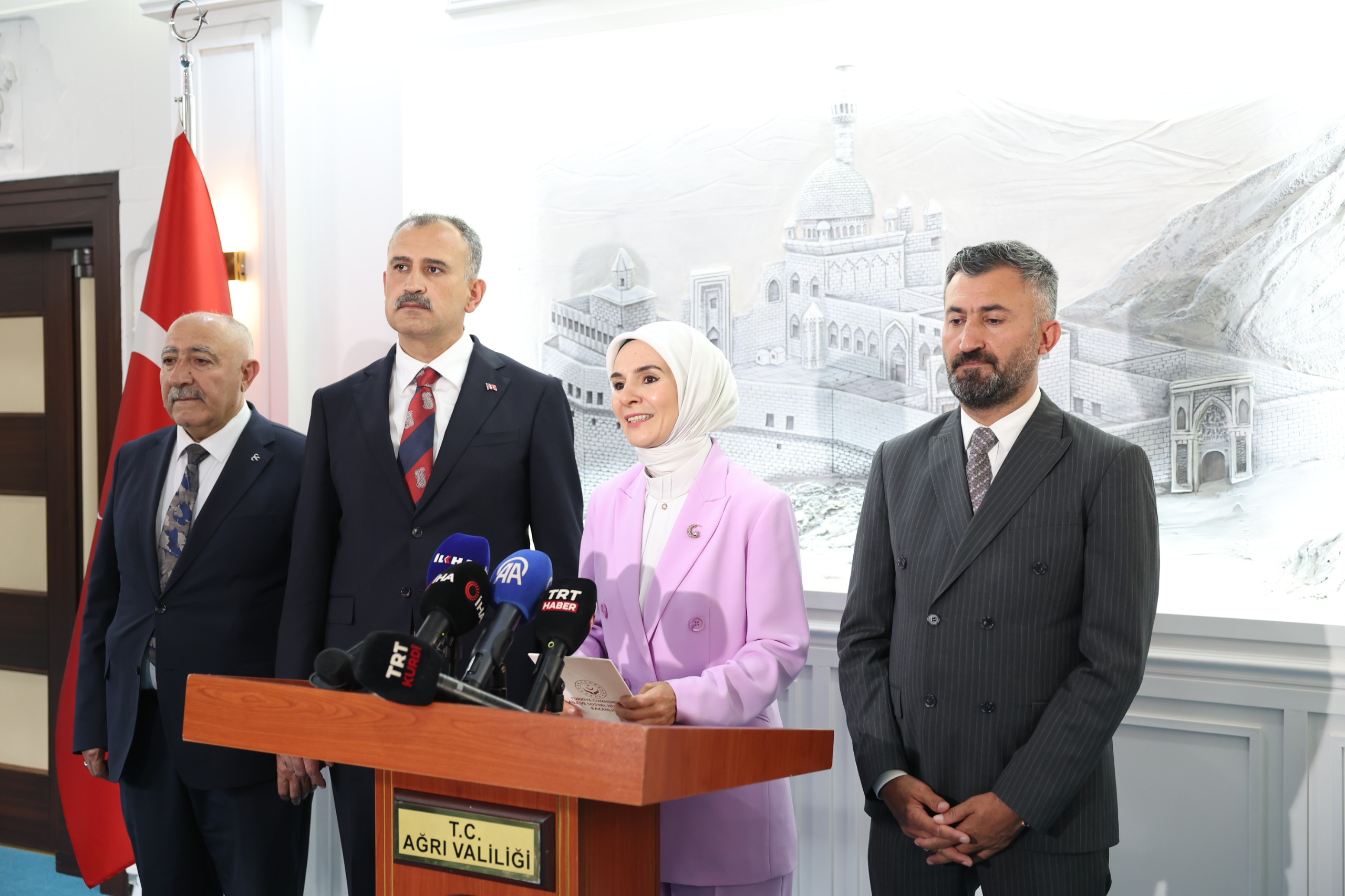 Bakanımız Göktaş, Ağrı'da "Terörsüz Türkiye" süreciyle ilgili konuştu