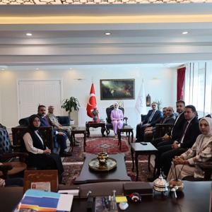 Bakanımız Göktaş, Van'da "Terörsüz Türkiye Kardeşlik Sofrası"nda konuştu: - fotoğraf 3