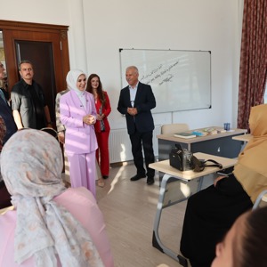 Bakanımız Göktaş, Van'da "Terörsüz Türkiye Kardeşlik Sofrası"nda konuştu: - fotoğraf 24