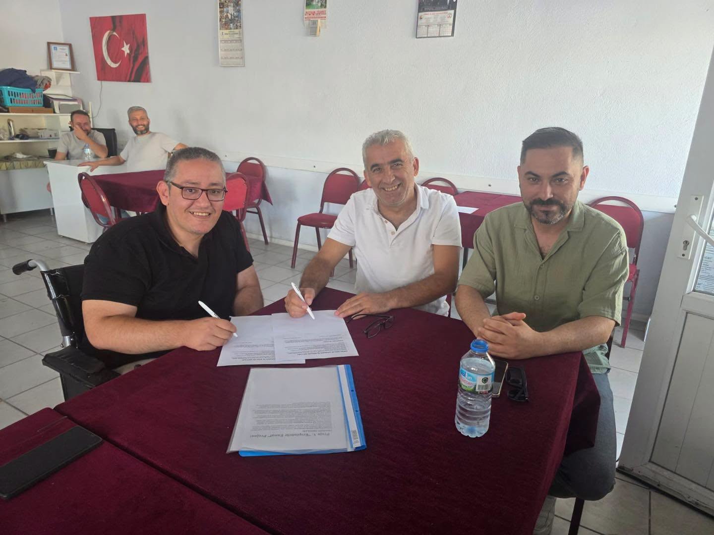 Gördes Huzurevi, Erişilebilir Esnaf Projesi’ne Destek Verdi
