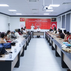 Hatay Aile ve Sosyal Hizmetler İl Müdürlüğü'nde Türk İşaret Dili Eğitimi Tamamlandı. - fotoğraf 2