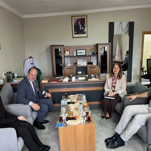 Derepazarı’nda Şefkat Engelli Bakım Merkezi’ne Ziyaret - fotoğraf 4