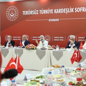 Bakanımız Göktaş: "Terörsüz Türkiye’yi şehit yakınlarımız ve gazilerimizle birlikte inşa ettik” - fotoğraf 1