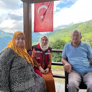 Şehit Yakınlarımız Hanelerinde Ziyaret Edildi - fotoğraf 1