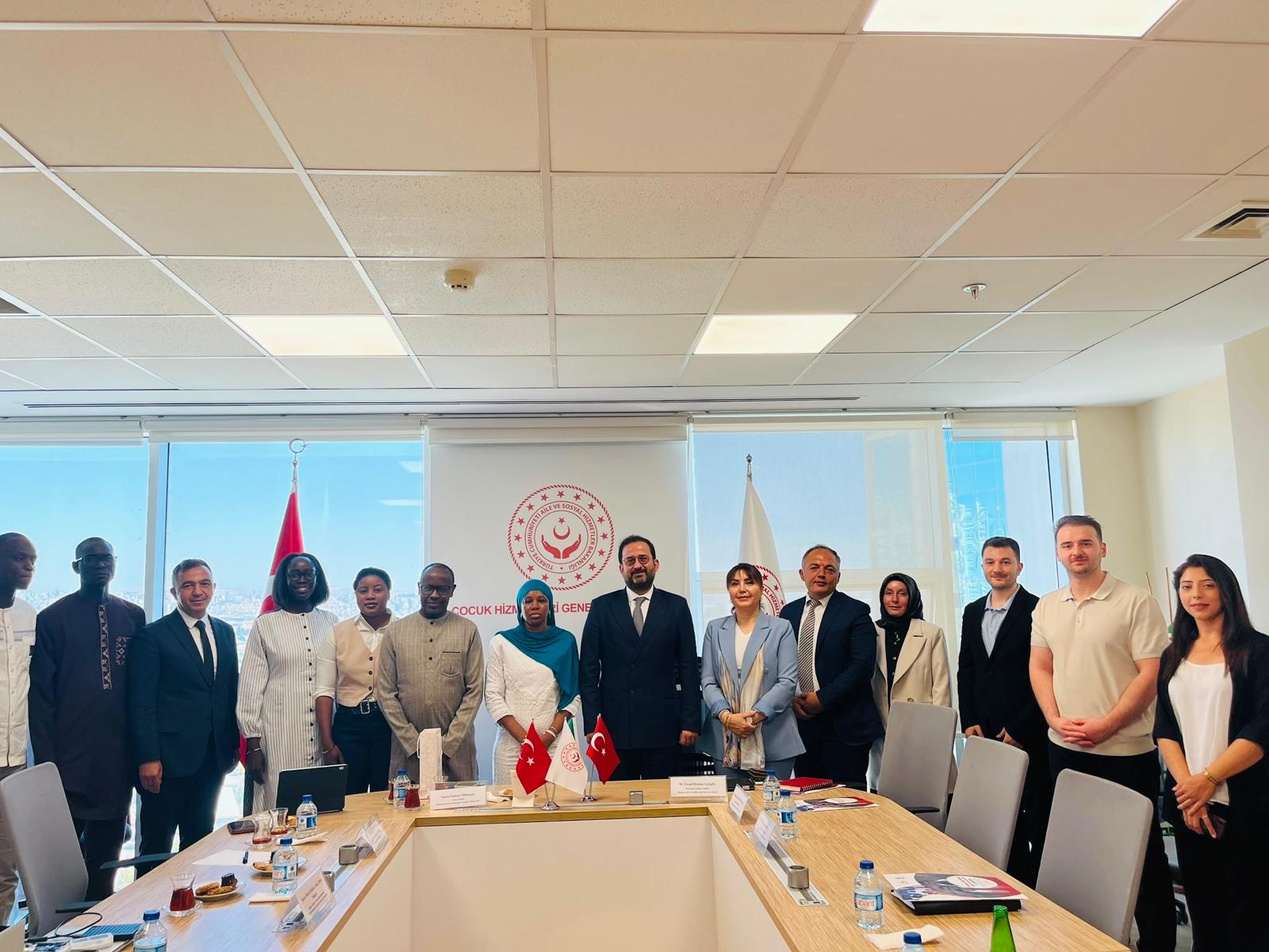 Senegal Cumhuriyeti Aile, Dayanışma ve Sosyal Eylem Bakanlığına bağlı Devlet Koruması Altındaki Çocuklar Ulusal Ofisi (ONPN) heyeti Genel Müdürlüğümüze teknik çalışma ziyareti gerçekleştirdi.
