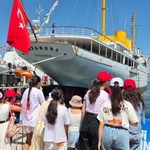  Devlet Himayesindeki Çocuklarımız TEKNOFEST Mavi Vatan’ı Ziyaret Etti. - fotoğraf 1
