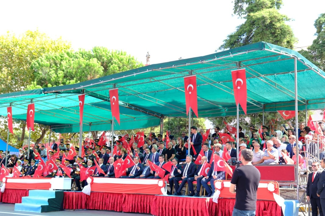 30 Ağustos Zafer Bayramı Kutlama Programı Valimiz İsmail USTAOĞLU ve İl Protokolümüzün Katılımıyla Gerçekleştirildi