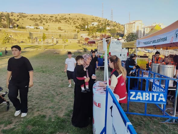 Yozgat’ımızın mahallelerinde vatandaşlarımızla kucaklaşmaya devam ediyoruz! 