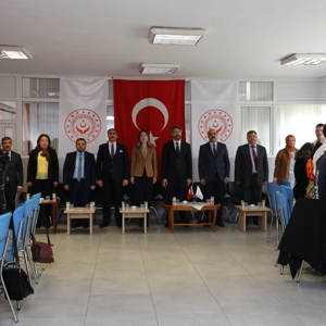 First-Time Individualization Experience Winning Visually Impaired Individuals Graduation Joy - fotoğraf 5