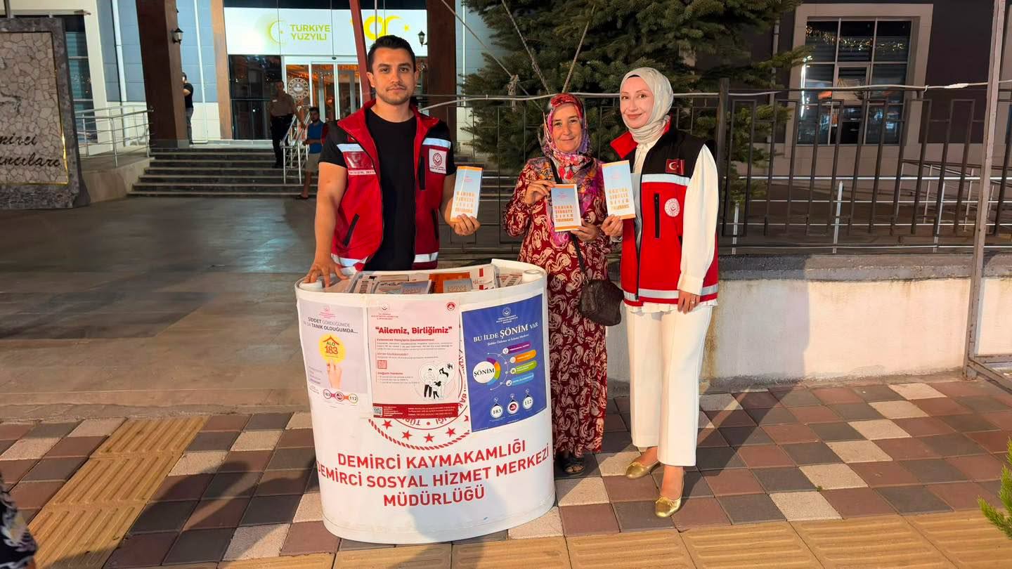 Demirci’de Kadına Yönelik Şiddetle Mücadele Konusunda Bilgilendirme Yapıldı