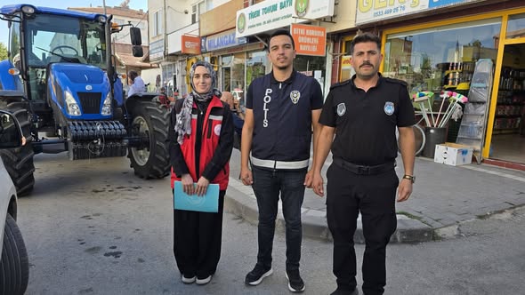 Yerköy Sosyal Hizmet Merkezi Müdürlüğümüz tarafından, Çocuklar Güvende Programı kapsamında sokak ziyaretleri gerçekleştirildi.
