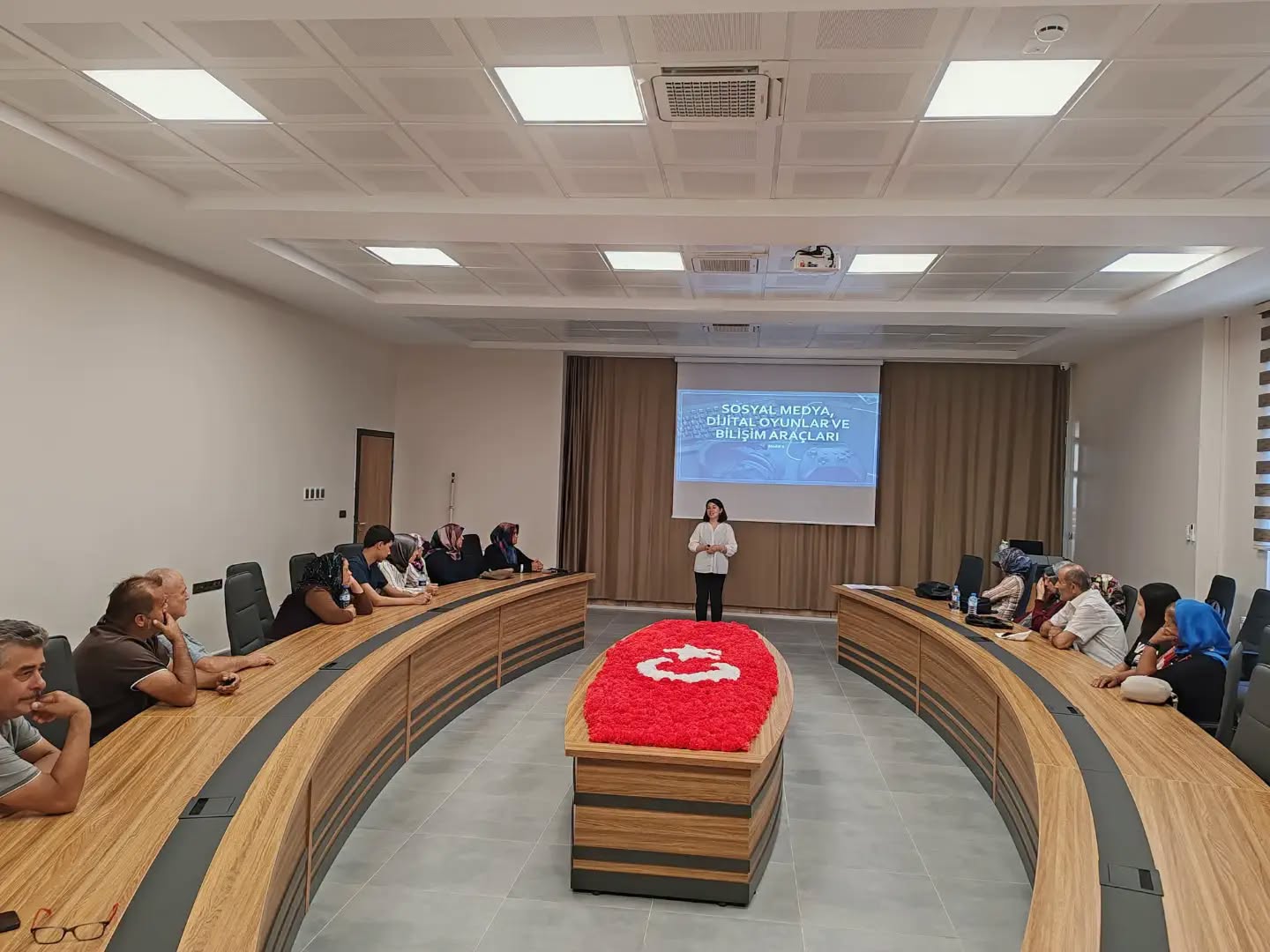 Seydişehir’de Ailelerimize Yönelik Eğitimler Devam Ediyor