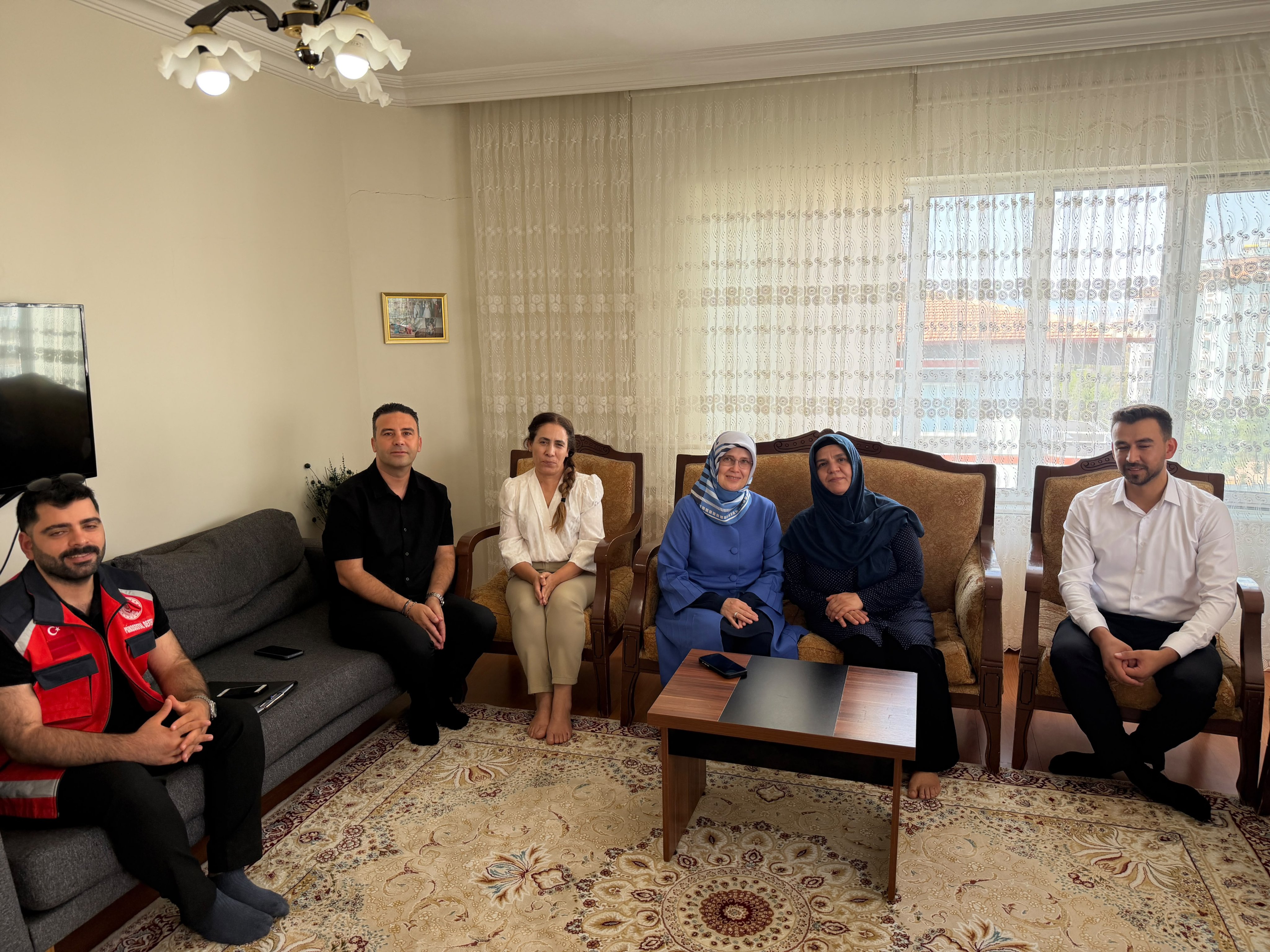 Şehitlerimizin Kıymetli Emanetleriyle Gönülden Gönüle