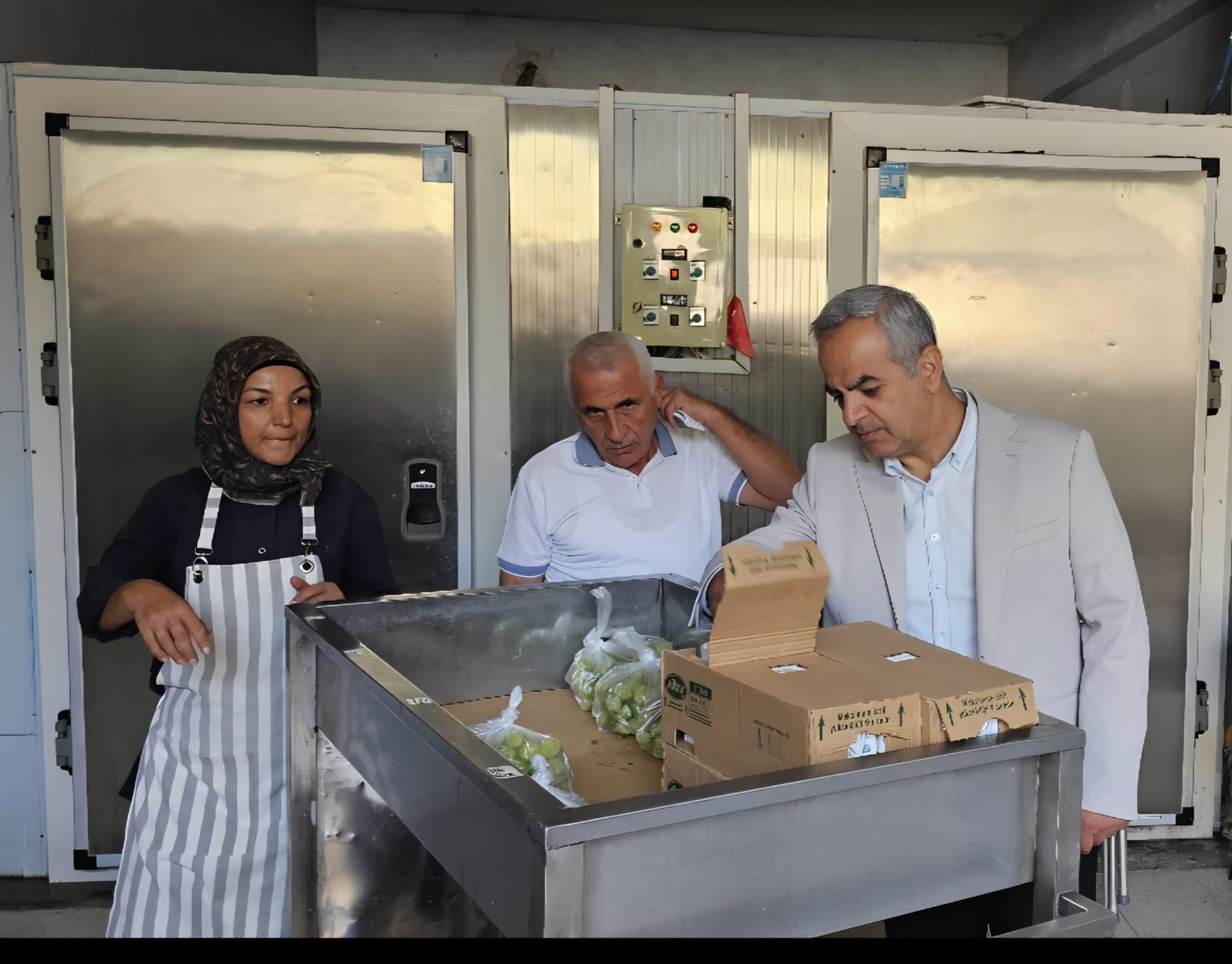 İl Müdürümüz Sayın Ömer Faruk ERGÜN, hafta sonu MİAD Çocuk Evleri Sitesi Müdürlüğümüze ziyaret gerçekleştirerek incelemelerde bulundu.