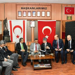 Samsun protokolü, şehit yakını ve gaziler ile bir araya geldi - fotoğraf 4