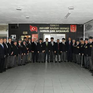 Samsun protokolü, şehit yakını ve gaziler ile bir araya geldi - fotoğraf 5