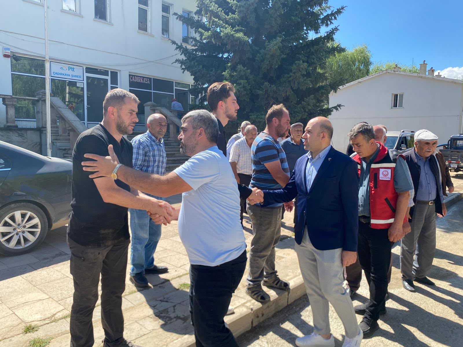 İl Müdürümüz Sayın Abdulhalim Ünalan, 15 Temmuz Gazimiz Sayın Ali Aydınlar’ın kardeşi merhum Mehmet Aydınlar’ın cenaze merasimine katıldı.