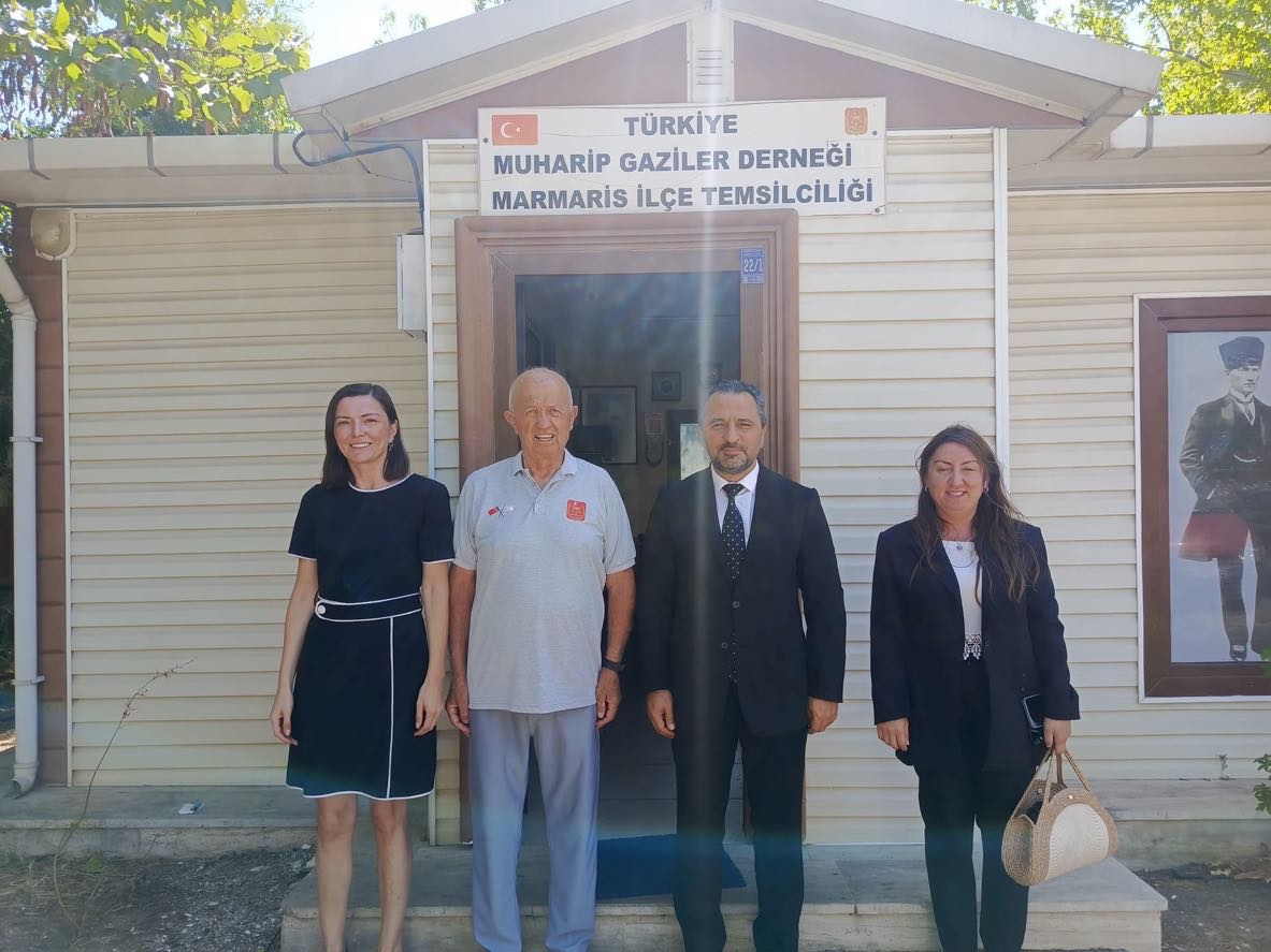 İl Müdürümüz Mahmut SELÇUK, Marmaris Muharip Gaziler Derneğini ziyaret etti.