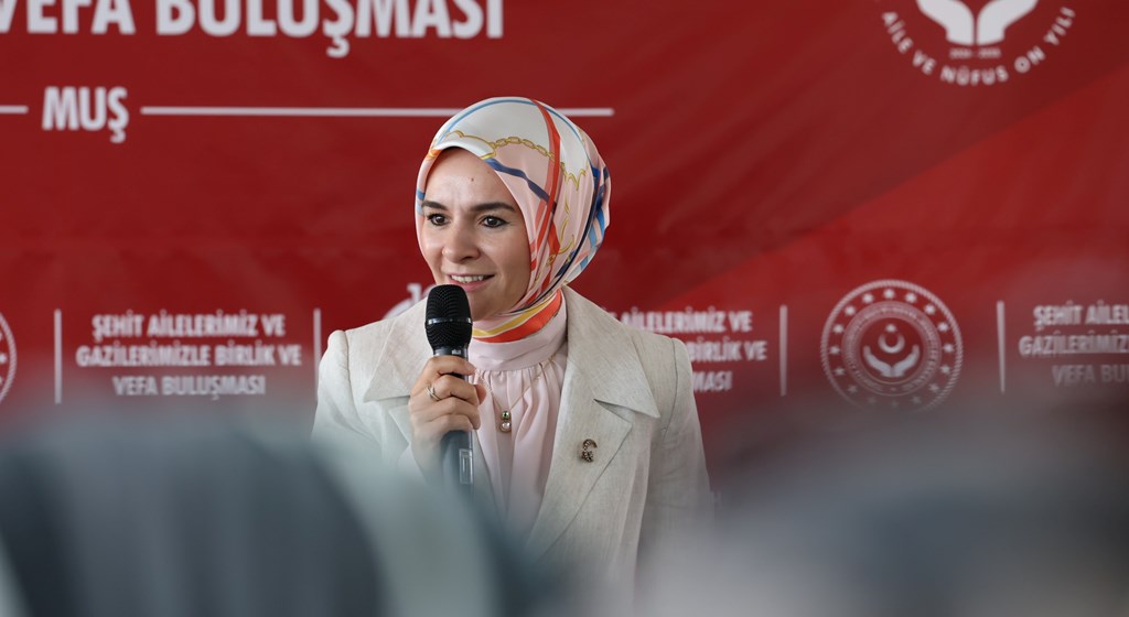 Bakanımız Göktaş, Muş'ta Şehit Aileleri ve Gazilerle Buluştu