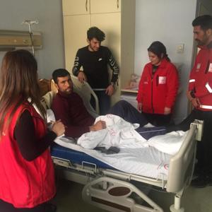 Psikososyal Destek Ekiplerimiz Bahçesaray ilçesi Narlıca Bölgesinde Çığ Düşmesi Nedeniyle Etkilenen Vatandaşlarımıza Psikososyal  Destek Çalışmasına devam ediyor - fotoğraf 1