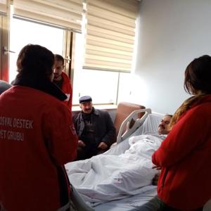 Psikososyal Destek Ekiplerimiz Bahçesaray ilçesi Narlıca Bölgesinde Çığ Düşmesi Nedeniyle Etkilenen Vatandaşlarımıza Psikososyal  Destek Çalışmasına devam ediyor - fotoğraf 3