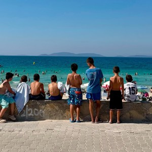 Ege’nin İncisi Çeşme’de Mutluluk Dolu Bir Yaz Serüveni - fotoğraf 1