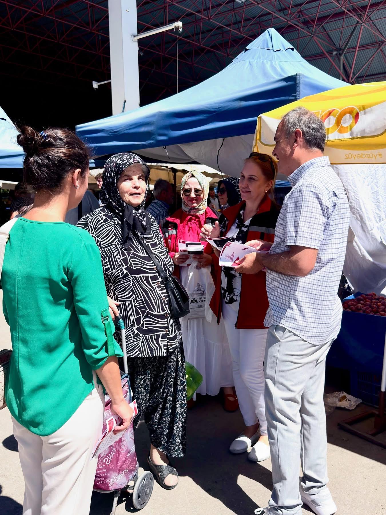 Salı Pazarı’nda Vatandaşlarımızla Bir Araya Gelinerek Bilgilendirme Faaliyeti Gerçekleştirildi