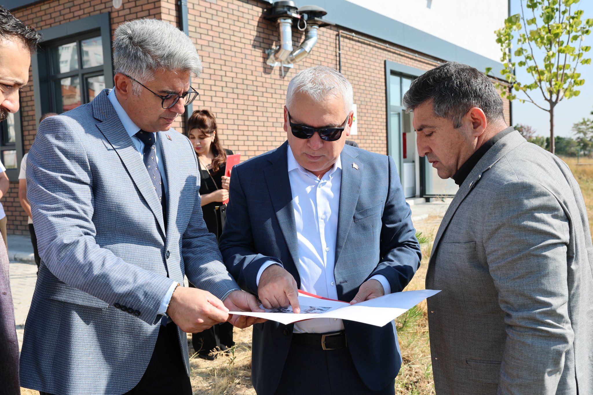 Valimiz Sayın Yılmaz Şimşek, İlimizde Yapılması Planlanan “Nefes Evi” Projesi İçin Belirlenen Alanda İncelemelerde Bulundu