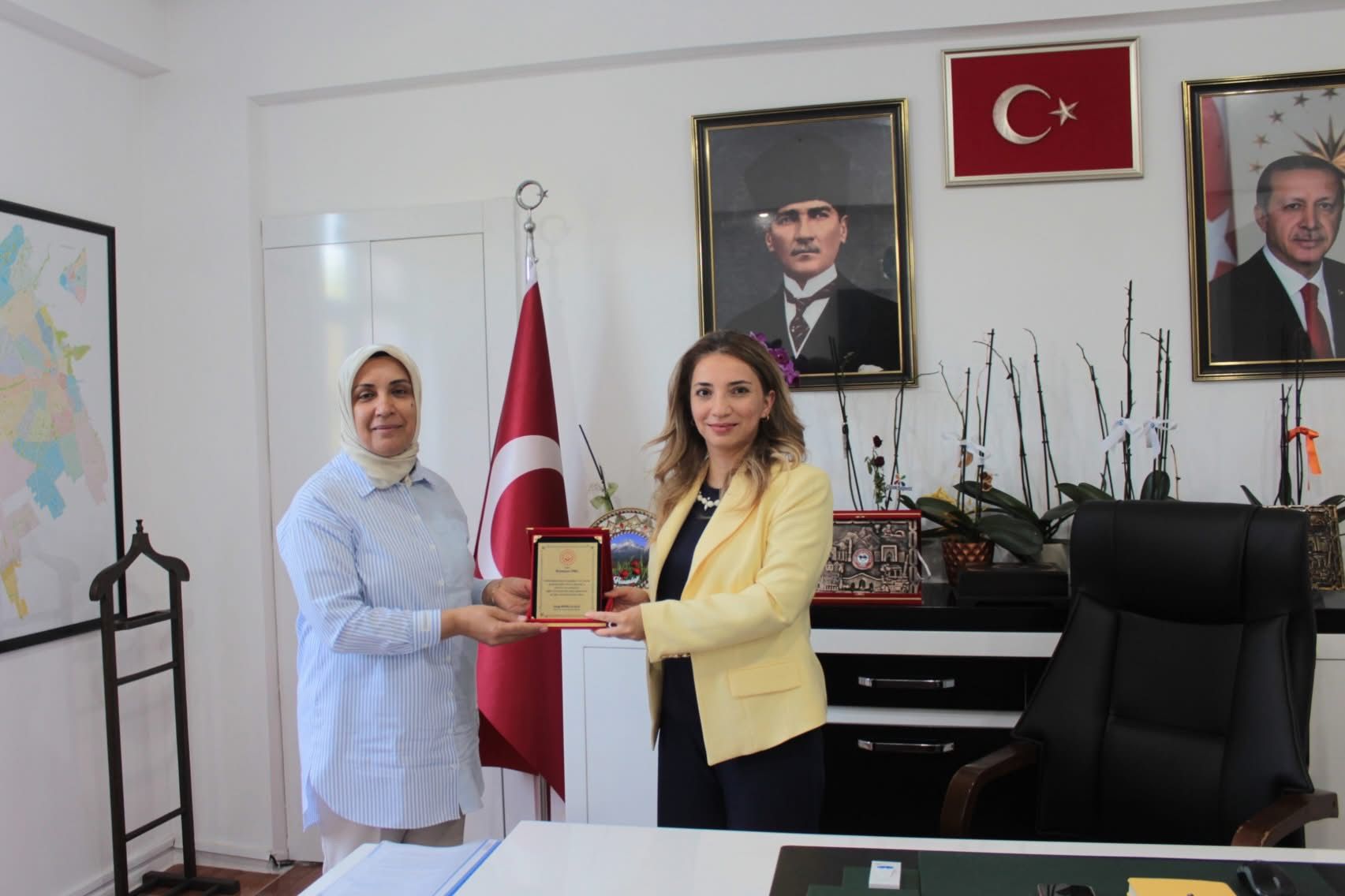 Teşekkür Plaketi