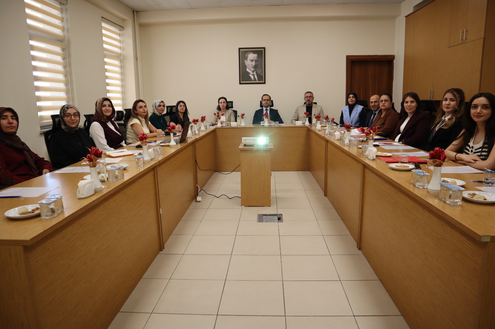 İl Müdürlüğümüz Koordinasyonunda Kadına Yönelik Şiddetle Mücadele Kapsamında İş Birliği ve Koordinasyon Toplantısı Gerçekleştirildi