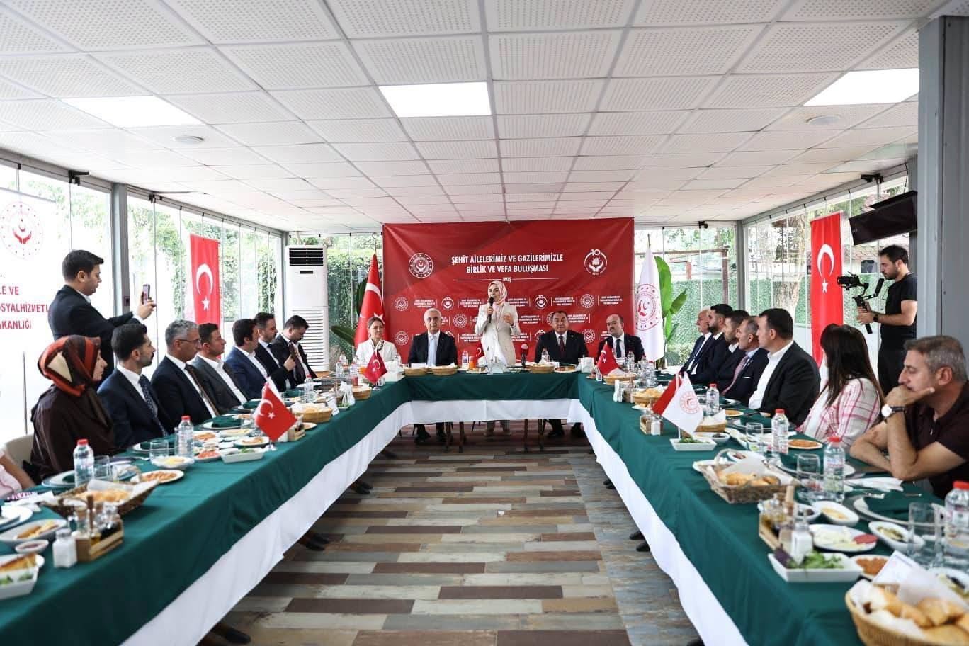 Şehit Ailelerimiz ve Gazilerimizle Birlik ve Vefa Buluşması Gerçekleştirildi