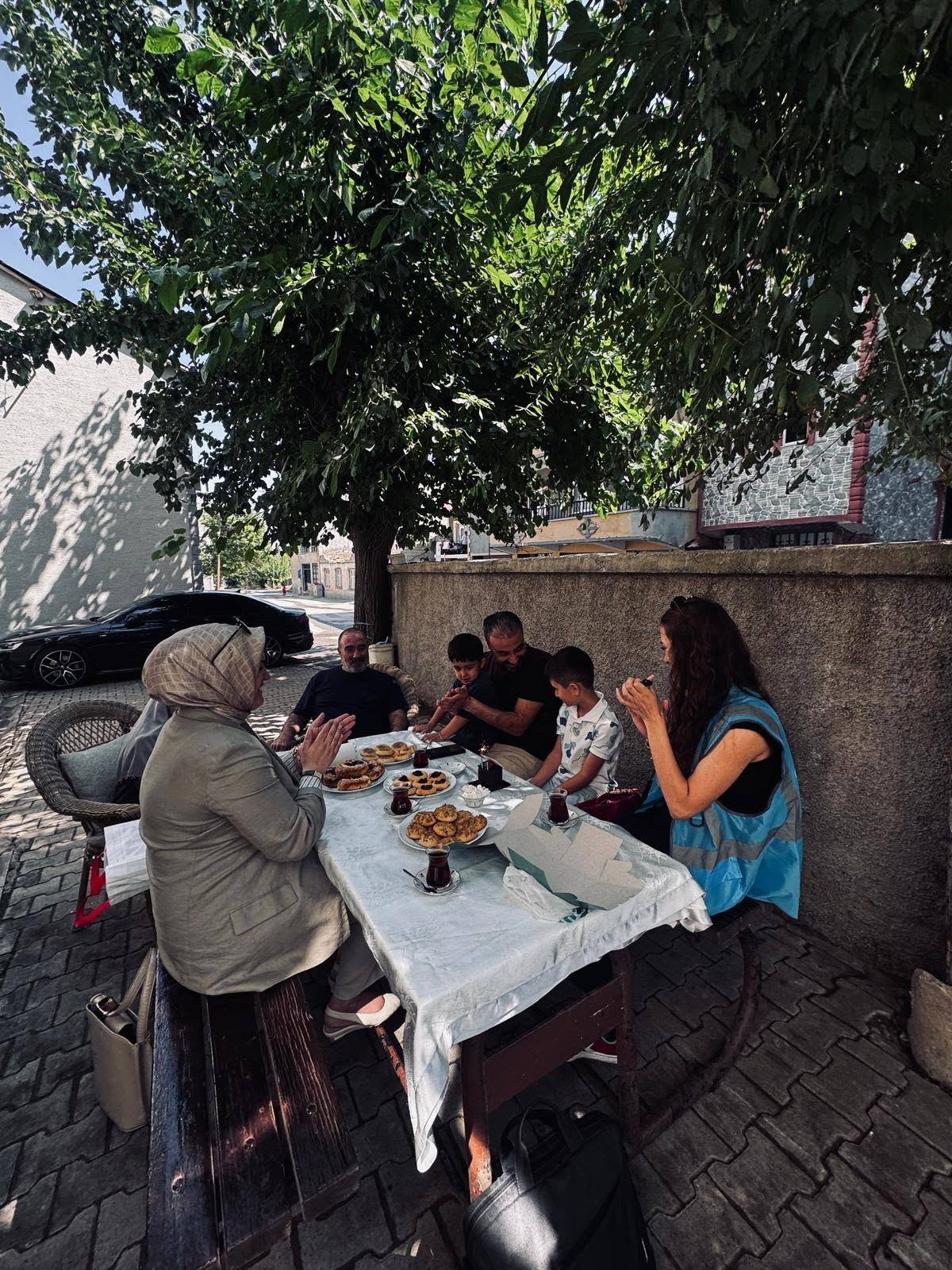 Miraç’ın yüzündeki tebessüm, bizler için en güzel mutluluk oldu.