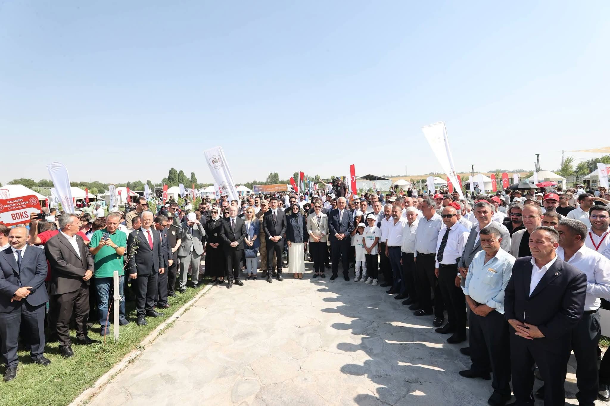 Malazgirt Zaferi’nin 955. Yıl Dönümü Etkinliklerimiz Büyük Bir Coşkuyla Başladı!