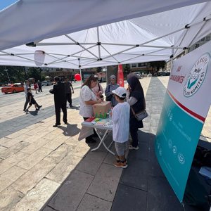 Çocuk Hakları İl Komitemizden COP31 Kapsamında İklim Değişikliğine Yönelik Farkındalık Standı - fotoğraf 3