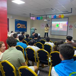 Hamidiye Gençlik Kampı’nda Tıp Fakültesi Öğrencilerine Tütün Bağımlılığı Eğitimi Gerçekleştirildi - fotoğraf 1